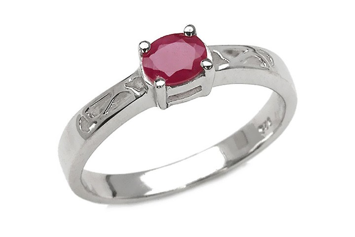 Inel Special Din Argint Si Rubin Oval Fatetat Magazin Online De Bijuterii