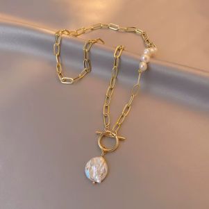 Colier "Levitation" placat cu aur si perle
