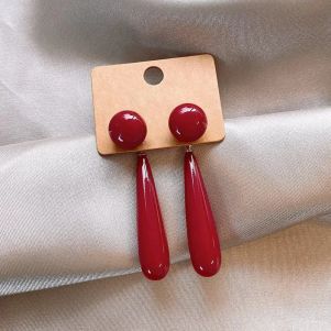 Cercei "Crimson Drop" din perle visinii