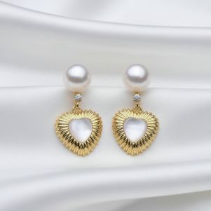 Cercei "Amorette" din perle si sidef