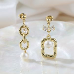 Cercei asimetrici ''Frame Illusion" placati cu aur