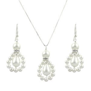Set elegant din perle de Mallorca albe si argint