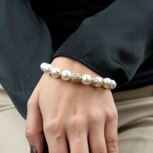 Bratara din perle de Mallorca, rhinestone si elemente placate cu aur 18k