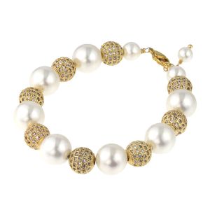Bratara exclusivista din perle de Mallorca, rhinestone si elemente placate cu aur 18k