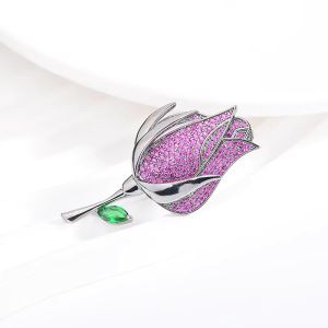 Brosa "Queen of Night" din cristale