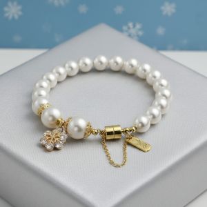 Bratara "Arctic White" din perle de Mallorca 