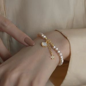 Bratara "Gaia’s Embrace" din perle naturale albe