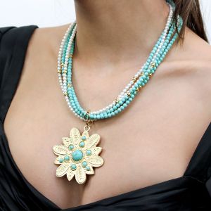 Colier "Flower Power" din perle de Mallorca , turcoaz si elemente placate cu aur 18k