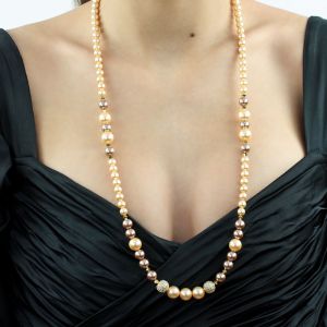 Colier lung din perle de Mallorca, cristale Preciosa si elemente placate cu aur 18k