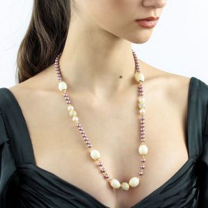 Colier mediu din perle de Mallorca, cristale Preciosa si elemente placate cu aur 18k