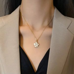 Colier "Gardenia" placat cu aur