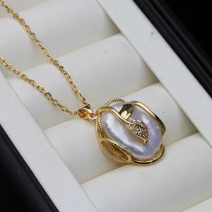 Colier "Golden Echo" placat cu aur, cristale si perla
