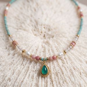 Colier "Laguna Pearl" din pietre semipretioase