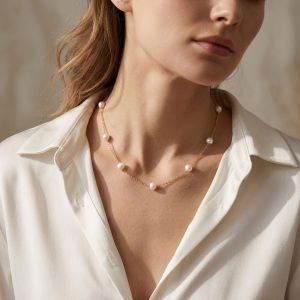 Colier ''Delicate Muse'' placat cu aur si perle naturale
