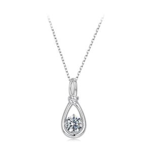 Colier "Evoque" din argint si Moissanite