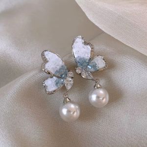 Cercei "Icy butterfly" cu perle