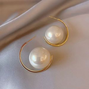 Cercei "Pearl hoop" placati cu aur