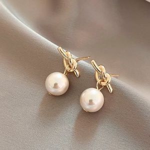 Cercei "Pearl Knot" placati cu aur