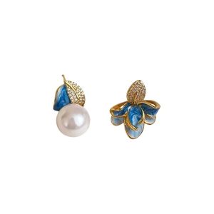 Cercei "Blue Petal" din cristale