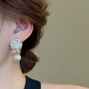 Cercei "Rose Pearl" din cristale