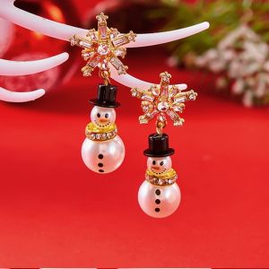 Cercei "Zambet de iarna" din cristale