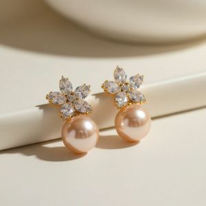 Cercei "Flora Belle" din cristale si perle