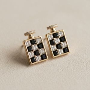 Cercei "Chess Scent" placati cu aur