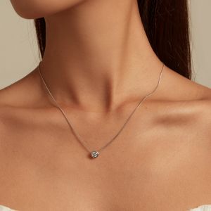 Colier din argint si cristal clear