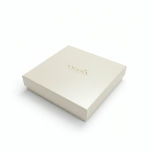 Cutie crem eleganta pentru bijuterii din carton