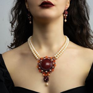Set exclusivist din perle naturale, jad si cristale Swarovski
