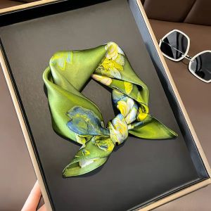 Esarfa Deluxe din matase naturala satinata