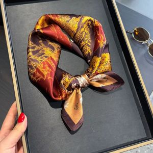 Esarfa Deluxe din matase naturala satinata