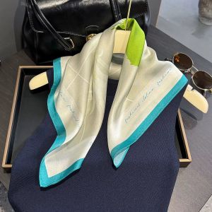 Esarfa Deluxe din matase naturala satinata