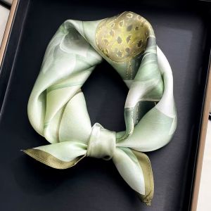 Esarfa Deluxe din matase naturala satinata