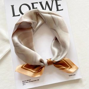 Esarfa Deluxe din matase naturala satinata