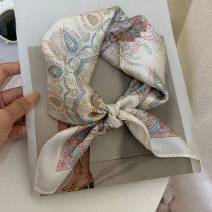 Esarfa Deluxe din matase naturala satinata