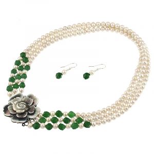 Set versatil din perle naturale, jad si floare sidef