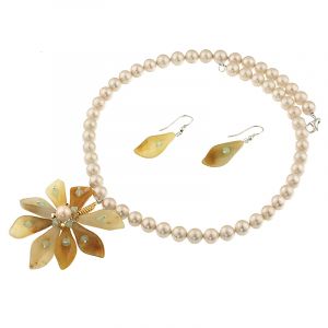 Set floare din perle Mallorca, agat si cristale Swarovski