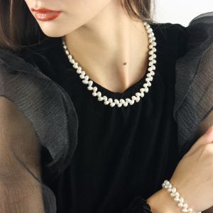 Set clasic din perle naturale albe si argint