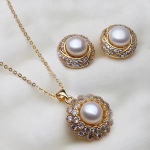 Set "Daphne" placat cu aur, cristale si perle