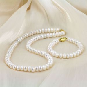 Set ''Berlioz'' din perle naturale albe