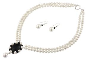 Set victorian din perle de Mallorca si onix