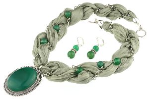 Set matase naturala si agat verde