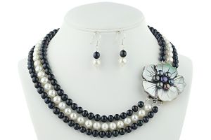 Set multisir din perle de cultura si floare sidef