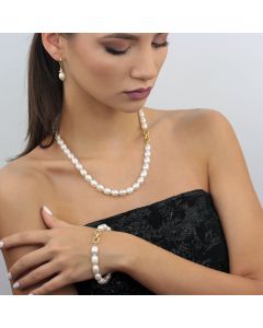 Set elegant din perle naturale si elemente placate cu aur 18k