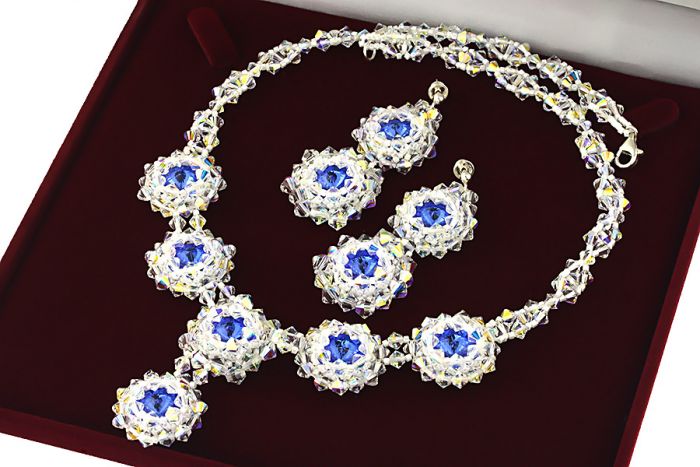 Set exclusivist colier si cercei din cristale Swarovski Sapphire