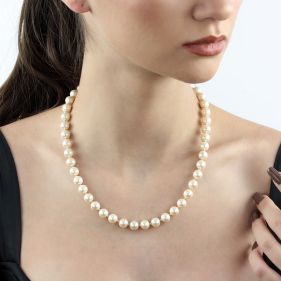 Colier din perle de Mallorca si elemente placate cu aur 18k