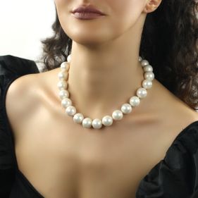 Colier clasic din perle de Mallorca albe rotunde si argint
