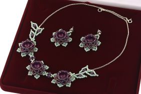 Set exclusivist cu flori din cristale Swarovski si argint